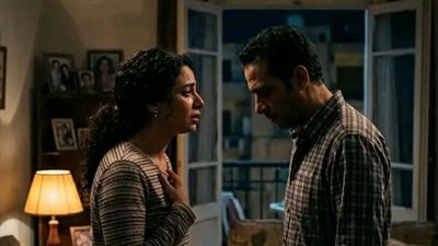 دموعها كانت واقفة في عينيها، بس صوتها كان أهدى من الأول… كأنها قررت تاخد نفس القرار لوحدها.