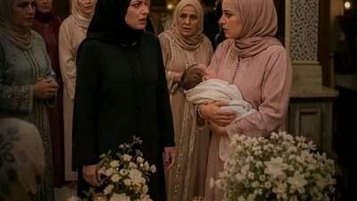 قال زوجي إنه ذاهب لحضور حفل استقبال ومباركة بمولود جديد خاص بابن أحد العملاء. 