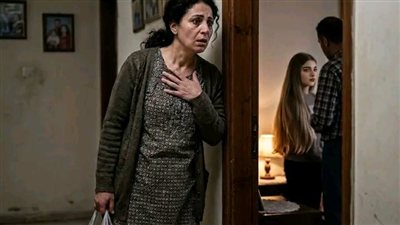 من قبل العيد بأيام قليلة كانت أمي تعبانة جدًا وإخواتي كل واحد مشغول بحياته