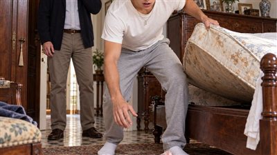 وأنا برفع سرير حكايات_ميراا حصري 